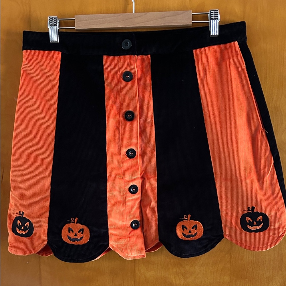 Smak parlour pumpkin skirt XL BN without tags